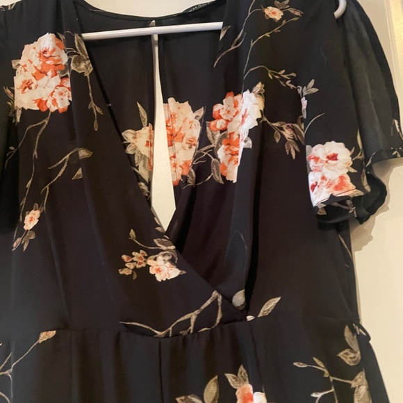 Dynamite dress - Picture 5 of 5